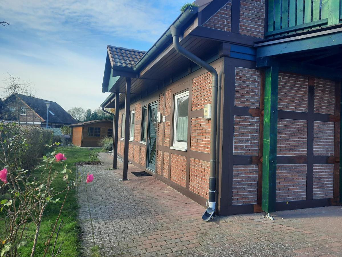 Ferienhaus Sasse Ferienwohnungen Mit Garten & Grill Molschow Luaran gambar
